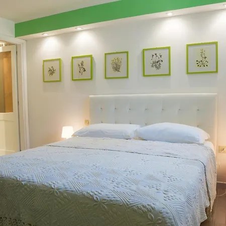 Coral Bay Villa *