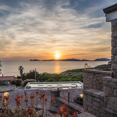 Coral Bay Villa